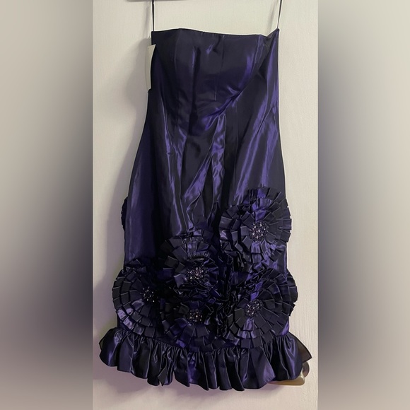 Purple Sample Dress - Picture 2 of 2